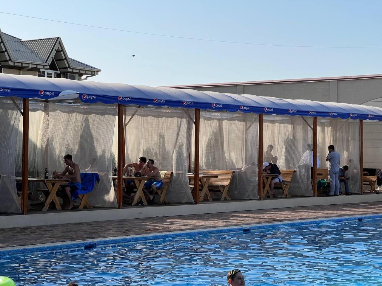 Orom Hotel Ferghana Extérieur photo