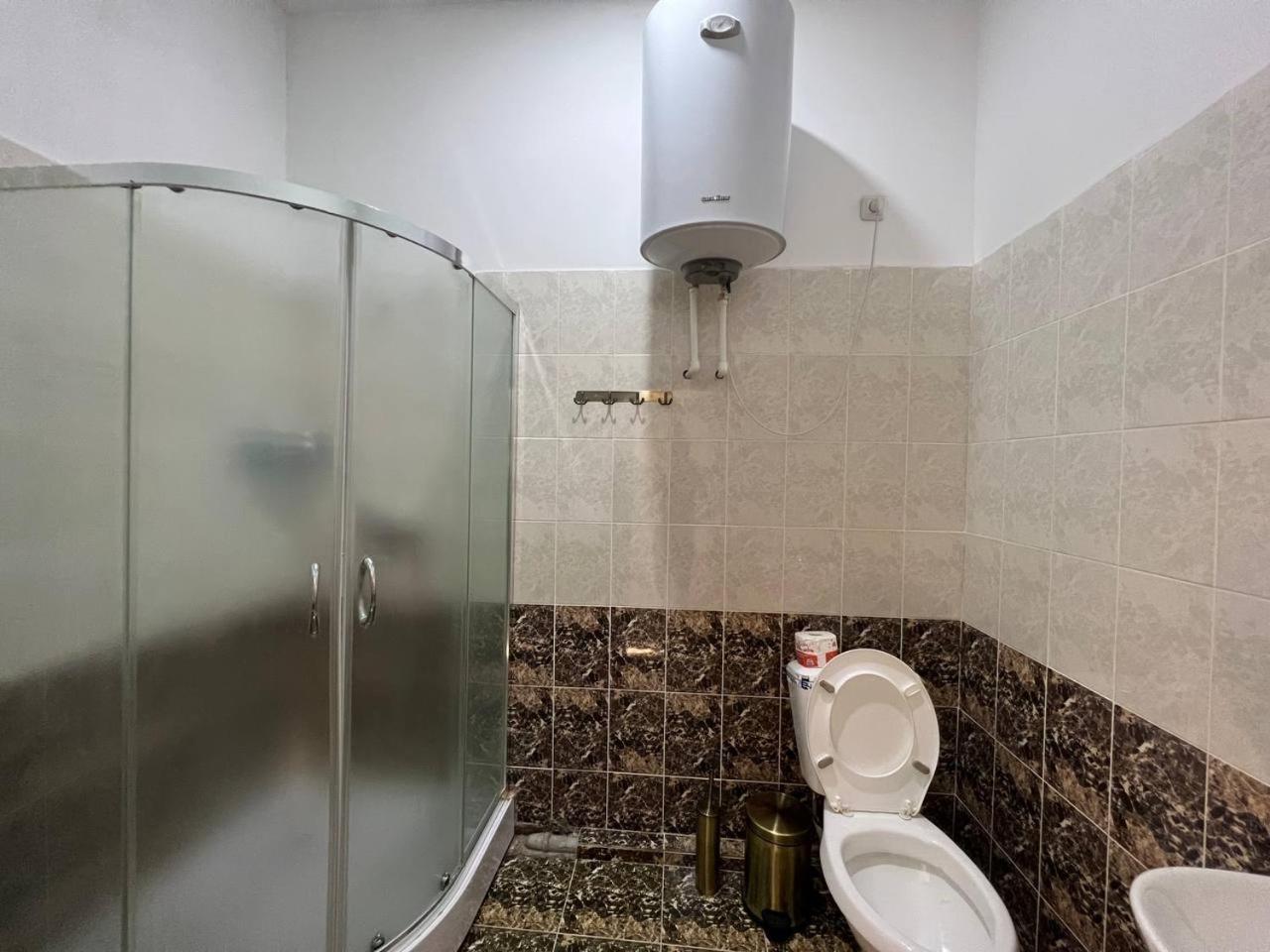 Orom Hotel Ferghana Extérieur photo